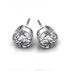 Diamond studs earrings